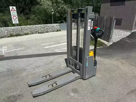 Hochhubwagen 2022  Jungheinrich EJC M10 - 250ZT (4)