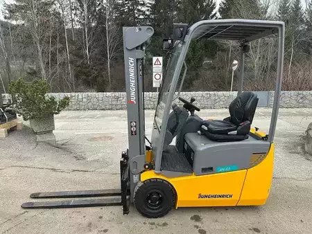 Carrelli elettrici 3 ruote 2019  Jungheinrich EFG 113 - 310ZT (2)