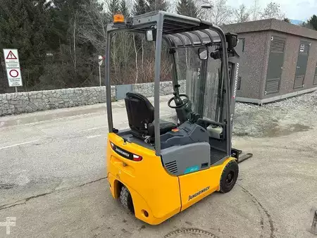 Carrelli elettrici 3 ruote 2019  Jungheinrich EFG 113 - 310ZT (4)