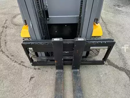 Carrelli elettrici 3 ruote 2019  Jungheinrich EFG 113 - 310ZT (6)