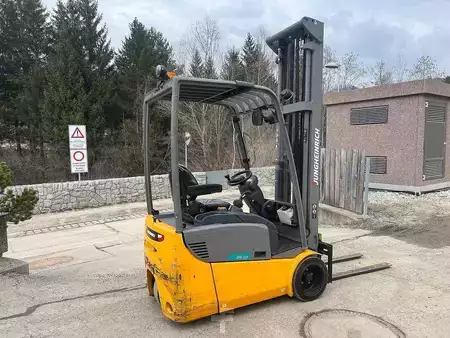 Eléctrico - 3 rodas 2018  Jungheinrich EFG 115 - 650DZ (4)