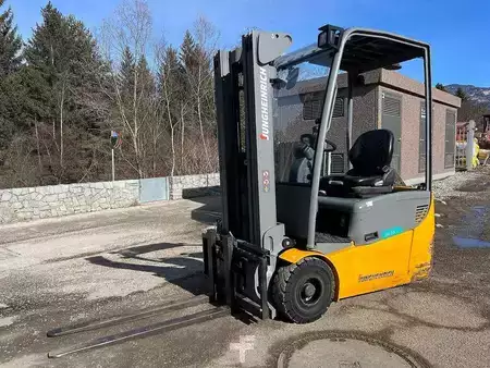 Eléctrico - 3 rodas 2021  Jungheinrich EFG 115 - 435DZ (1)