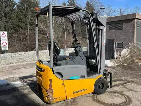 Eléctrico - 3 rodas 2021  Jungheinrich EFG 115 - 435DZ (4)