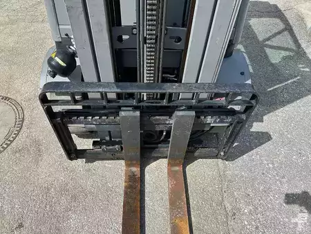 Carrelli elevatori GPL 2023  Jungheinrich TFG 320s - 650DZ (6)