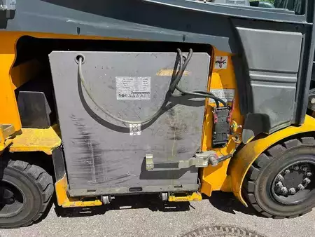 Carrelli elettrici 4 ruote 2014  Jungheinrich EFG 430k - 500ZT (9)