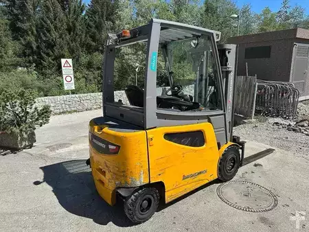 Carrelli elettrici 4 ruote 2020  Jungheinrich EFG 425k - 440DZ (4)