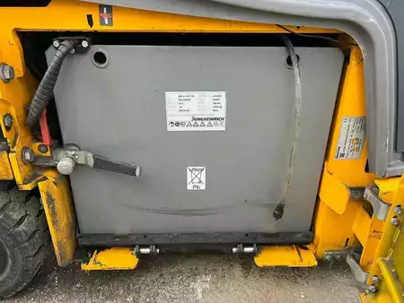 Carrelli elettrici 4 ruote 2020  Jungheinrich EFG 320 - 464DZ (9)