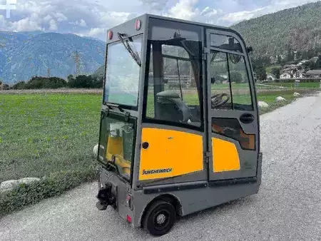 Rebocador 2018  Jungheinrich EZS 590 (4)