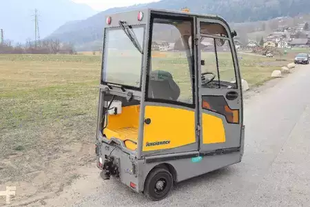 Rebocador 2018  Jungheinrich EZS 590i (4)