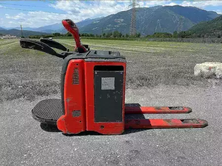 Stacker stå på 2020  Linde T20AP (2)