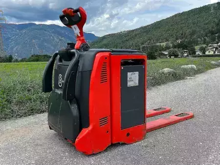 Stacker stå på 2020  Linde T20AP (1)