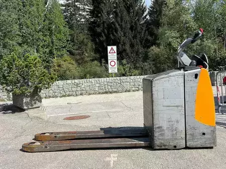 Stackers Stand-on 2019  Still EXU SF 20 (5)