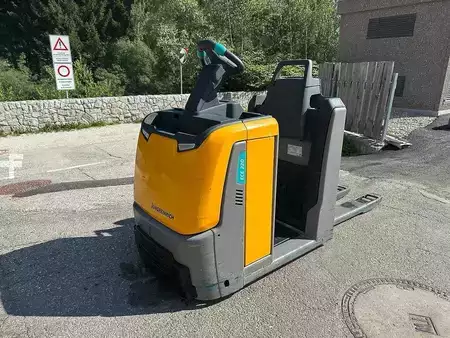 Stackers Stand-on 2021  Jungheinrich ECE 220 (1)
