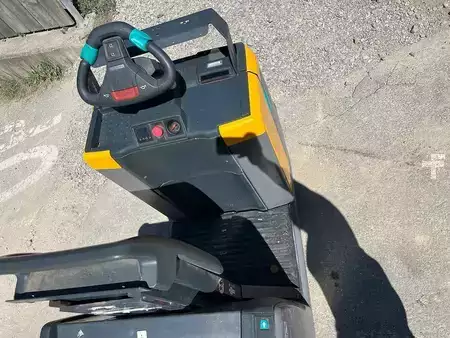 VZV s plošinou pro řidiče 2017  Jungheinrich ECE 225 HP - 2400mm (6)