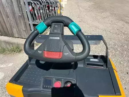 VZV s plošinou pro řidiče 2017  Jungheinrich ECE 225 HP - 2400mm (7)