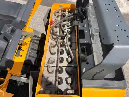 Stackers Stand-on 2017  Jungheinrich ECE 310 HP (8)