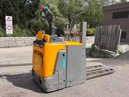 Wózki z platformą operatora 2016  Jungheinrich ERD 120 - 166ZT (1)