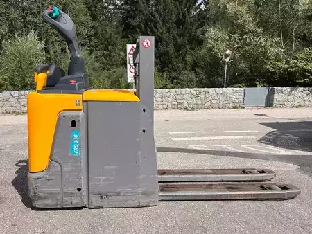 Wózki z platformą operatora 2016  Jungheinrich ERD 120 - 166ZT (2)