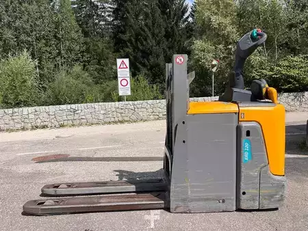 Wózki z platformą operatora 2016  Jungheinrich ERD 120 - 166ZT (5)