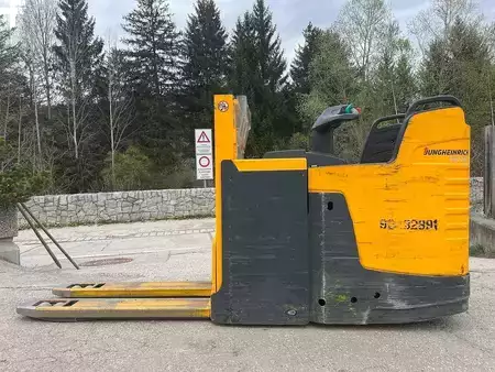 Stacker stå på 2015  Jungheinrich ERD 220 - 166ZT (5)