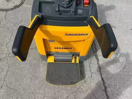 Stacker stå på 2017  Jungheinrich ERD 220 - 201ZT (6)