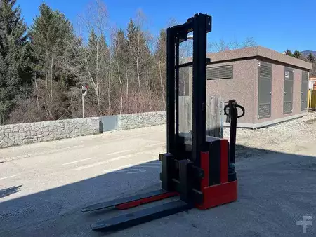 Wózek wysokiego podnoszenia 2002  Manitou ES 310 FR SP (4)