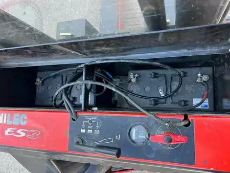 Wózek wysokiego podnoszenia 2002  Manitou ES 310 FR SP (8)