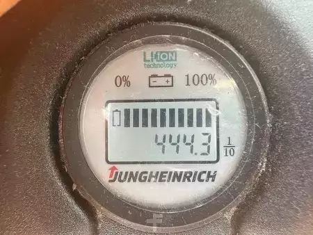 Pallet Stackers 2022  Jungheinrich EJC M10 - 250ZT (7)