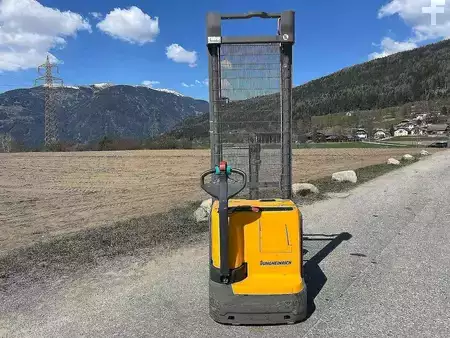 Stoccatori 2019  Jungheinrich EJC 216z - 420ZZ (3)