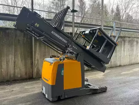 Vertikální vychystávací vozík 2020  Jungheinrich EKS 412s - 750DZ (1)