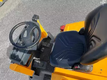 Traktor 2018  Jungheinrich EZS 570i (6)