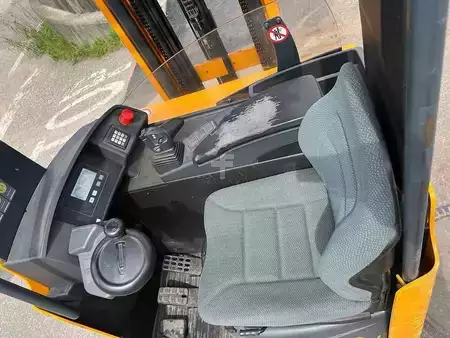 Reach Truck 2012  Jungheinrich ETV 112 - 650DZ (6)