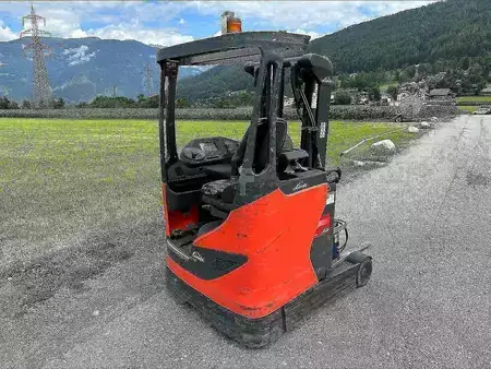 Reach Truck 2019  Linde R12B-01 - 446DZ (4)