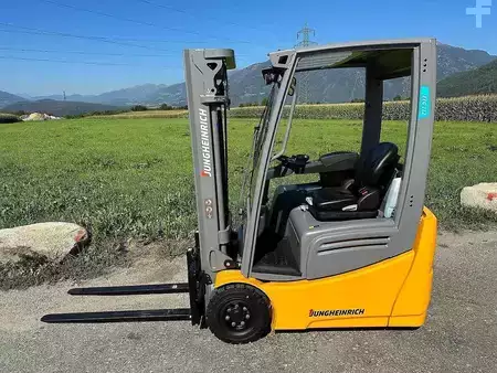 Elektro 3 Rad 2023  Jungheinrich EFG 112 - 440DZ NEW (2)
