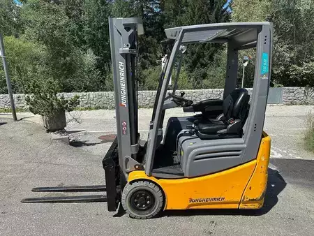 Elektro 3 Rad 2022  Jungheinrich EFG 112 - 464DZ (2)