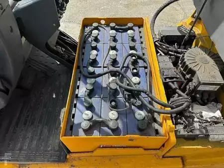 Electric - 3 wheels 2020  Jungheinrich EFG 113 - 330ZZ (9)