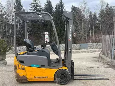 Elektryczne 3-kołowe 2019  Jungheinrich EFG 115 - 330ZZ (5)