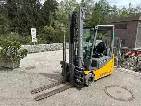 Electric - 3 wheels 2020  Jungheinrich EFG 218k - 400ZT (1)
