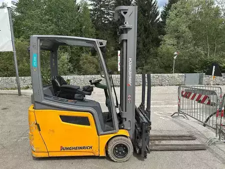 Electric - 3 wheels 2020  Jungheinrich EFG 218k - 400ZT (5)