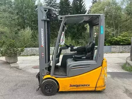 Electric - 3 wheels 2020  Jungheinrich EFG 218k - 500DZ (2)