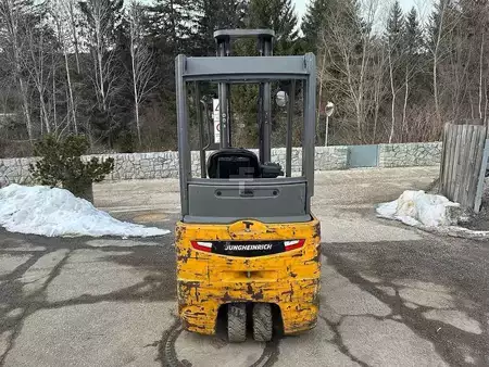 Electric - 3 wheels 2019  Jungheinrich EFG 220 - 400ZT (3)