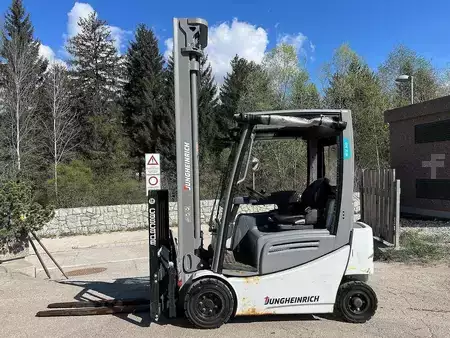 Electric - 4 wheels 2021  Jungheinrich EFG 318k - 700DZ (2)