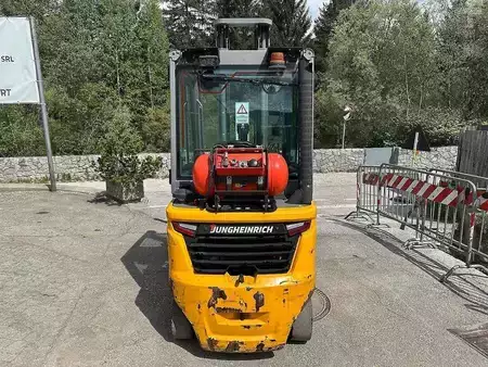 Wózki gazowe 2023  Jungheinrich TFG 320s - 650DZ (3)
