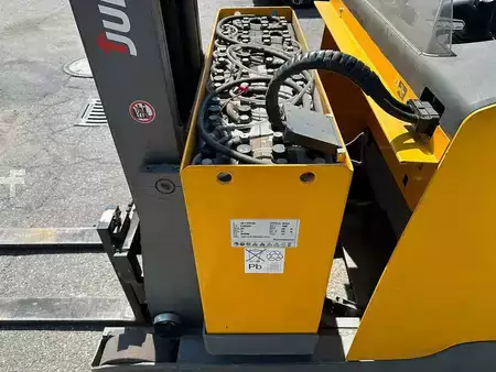 Reach Trucks 2018  Jungheinrich ETV 214 - 710DZ (8)