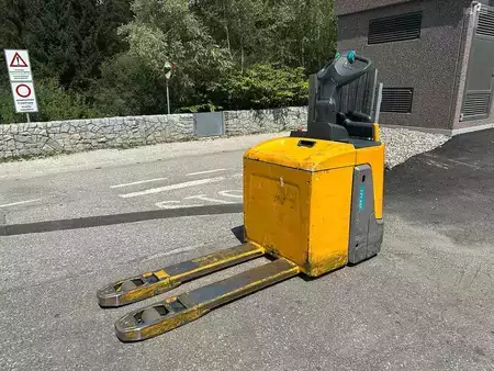 Stackers Stand-on 2018  Jungheinrich ERE 120 (4)