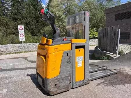 Wózki z platformą operatora 2017  Jungheinrich ERD 220 - 201ZT (1)