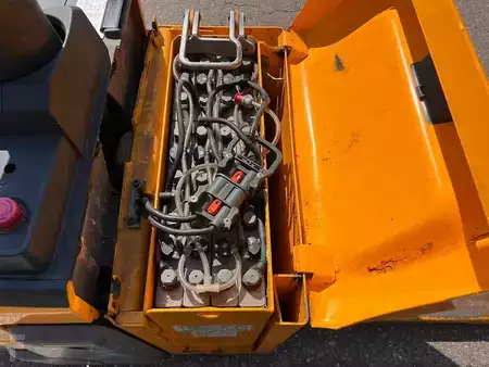 Wózki z platformą operatora 2017  Jungheinrich ERE 125 (9)