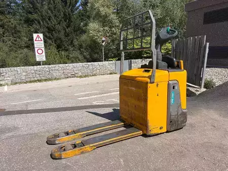 Stoccatori uomo a piedi 2019  Jungheinrich ERE 120 (4)