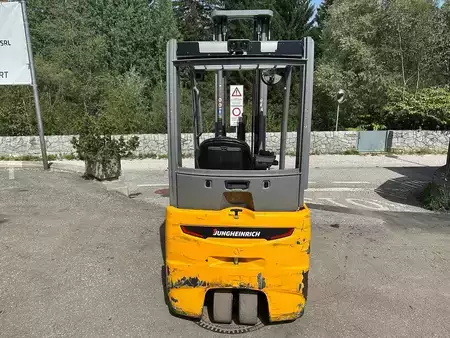 Carrelli elettrici 3 ruote 2022  Jungheinrich EFG 216k - 600DZ (3)