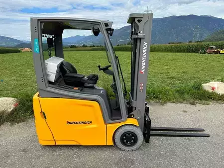 Carrelli elettrici 3 ruote 2026  Jungheinrich EFG 216k - NEU * NEW (3)